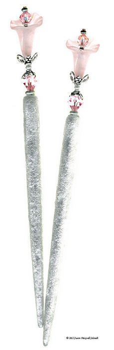 Argent Blush LongLocks Design - Click to see our hair jewelry catalog!