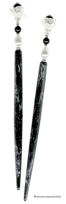 Simple Beauty LongLocks Design - Click to see our hair jewelry catalog!